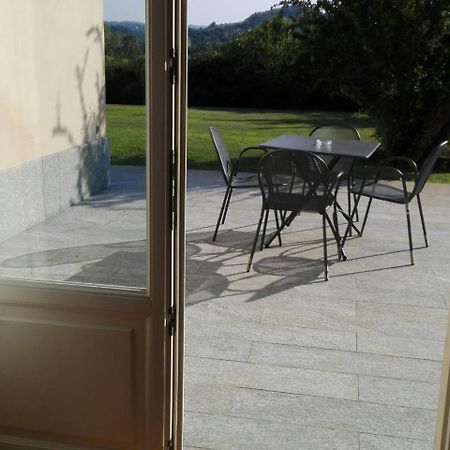 Relais 23 Hotel & Ristorante Castelnuovo Belbo 外观 照片