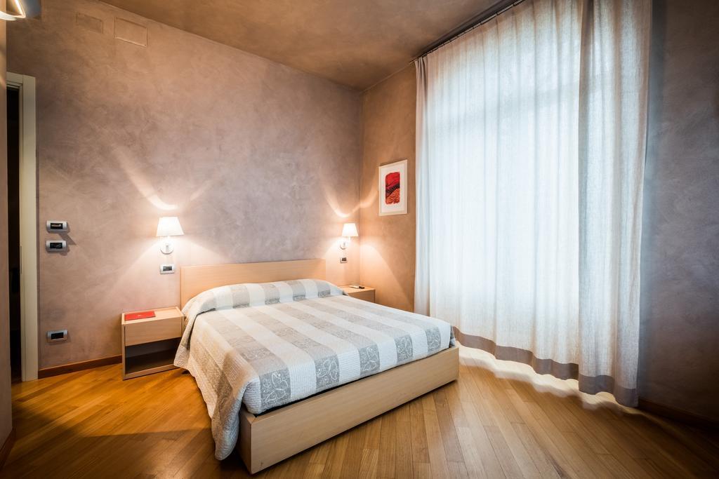 Relais 23 Hotel & Ristorante Castelnuovo Belbo 外观 照片