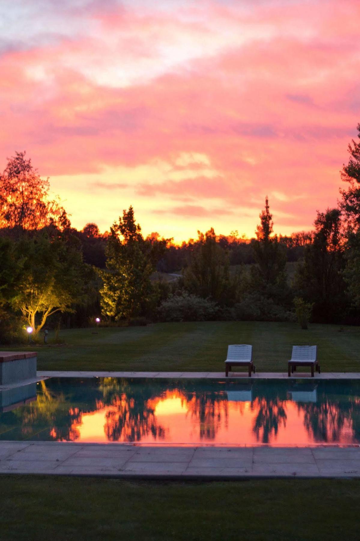 Relais 23 Hotel & Ristorante Castelnuovo Belbo 外观 照片