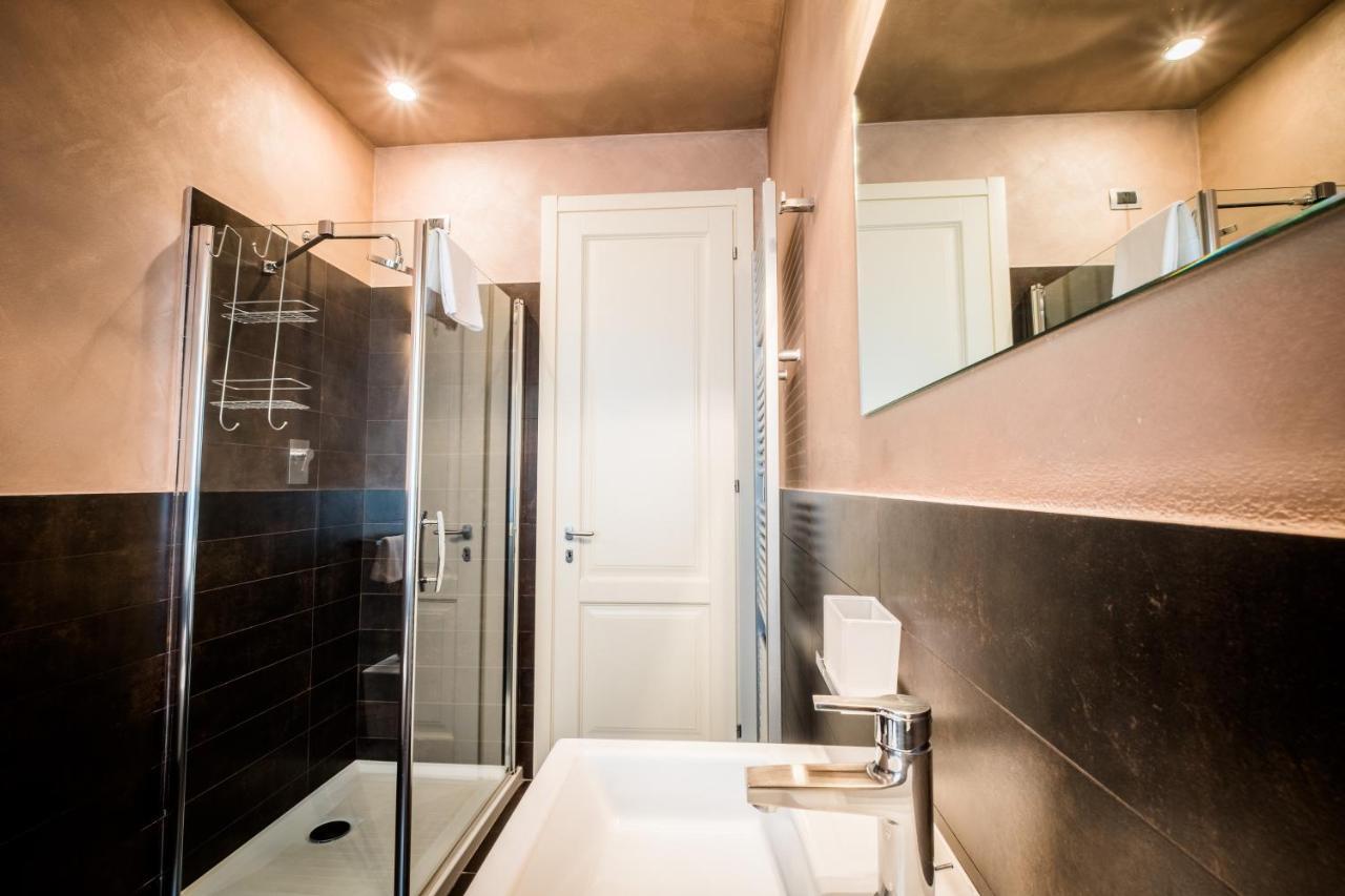 Relais 23 Hotel & Ristorante Castelnuovo Belbo 外观 照片